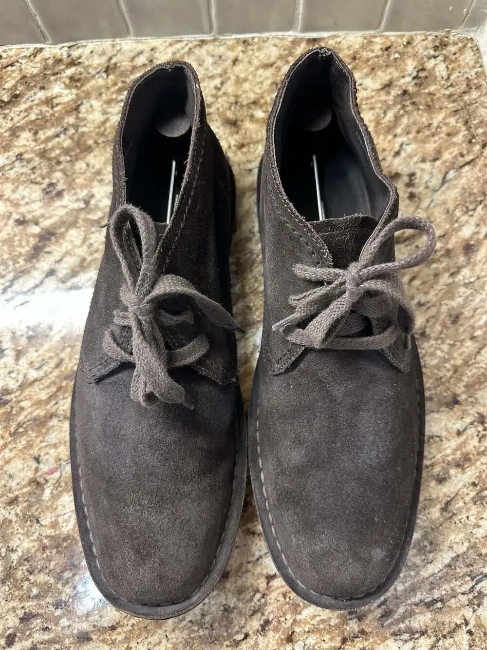 John Varvatos Star USA Hipster Suede‎ Chukka Boots with Tire Tread Sole B2